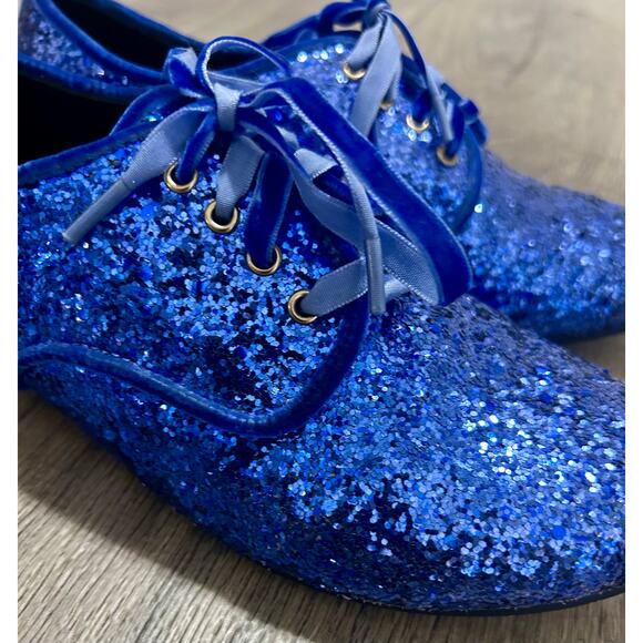 Cinderella princess blue glitter lace-up oxford/derby-style shoes. - Picture 4 of 9